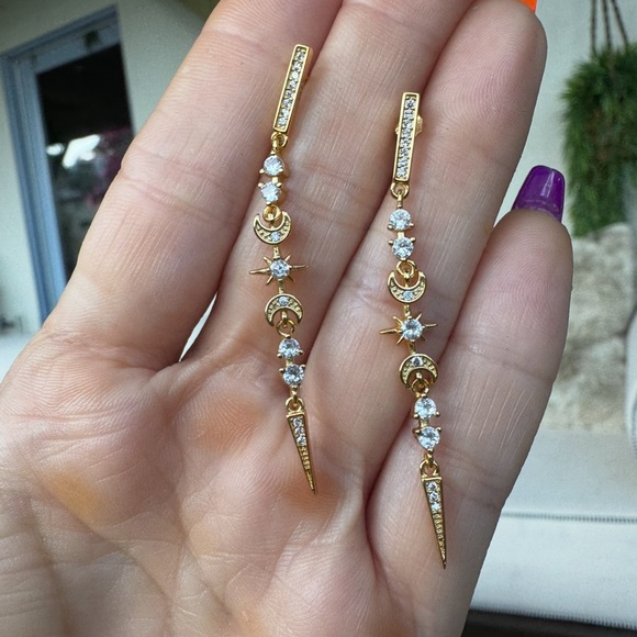 Swarovski Jewelry - Gold Star Drop Earrings NEW